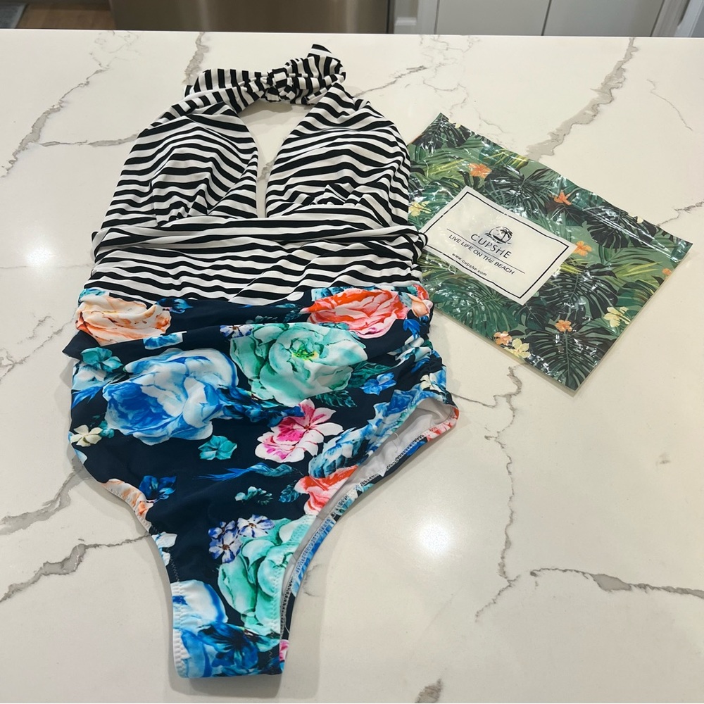 NWT Cupshe stripe halter top floral bottom one piece swim suite SZ Medium